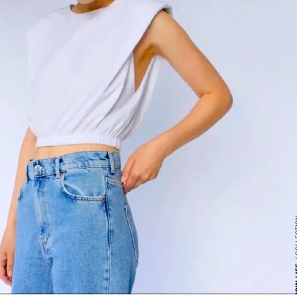 Zara Sleeveless Shoulder Pads Cropped Top — Available in White and in Black